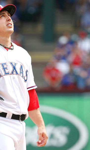 Rangers starter Holland, OFs Choo, Rua injured vs. Astros